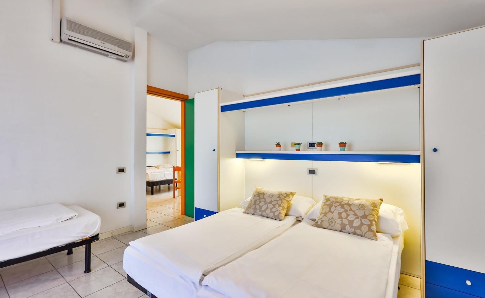 Aparthotel Carinzia Линьяно-Саббьядоро Экстерьер фото